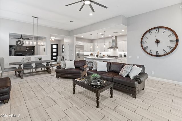 11938 W CREOSOTE Drive, Peoria, AZ 85383