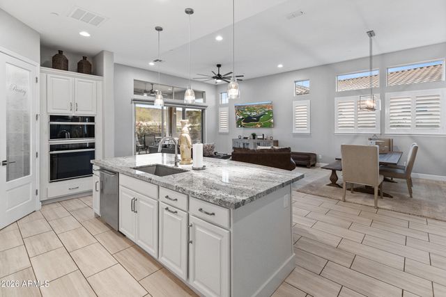 11938 W CREOSOTE Drive, Peoria, AZ 85383