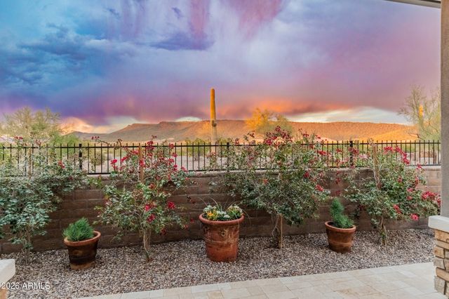 11938 W CREOSOTE Drive, Peoria, AZ 85383