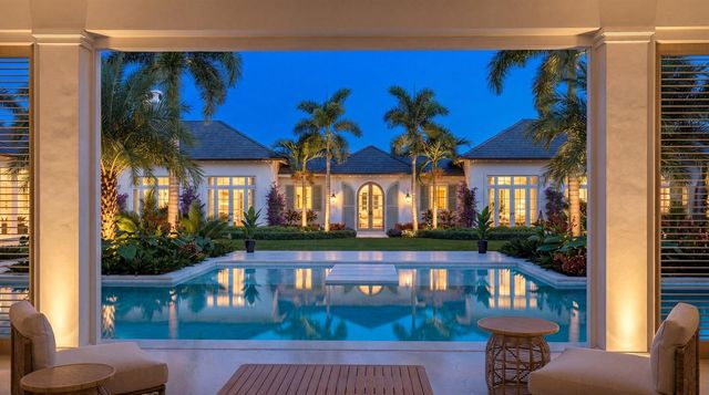 302 S Beach Road, Jupiter Island, FL 33455