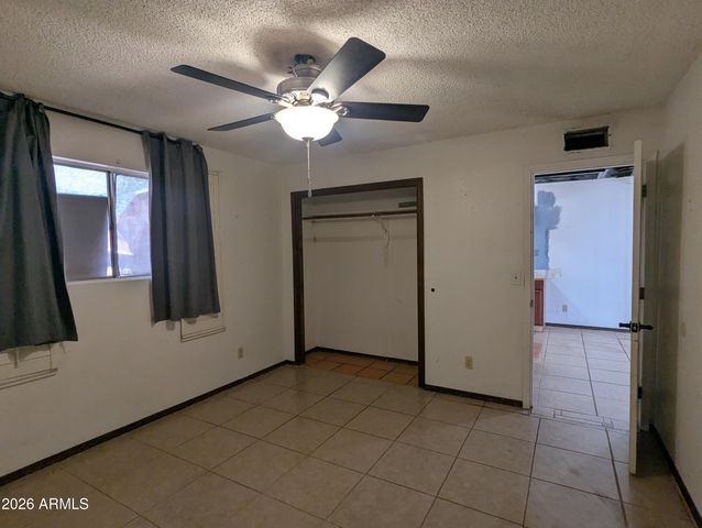 404 E OSAGE Avenue, Apache Junction, AZ 85119