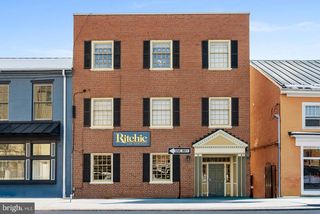 25 E BOSCAWEN ST #301, Winchester, VA 22601