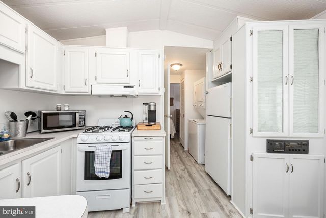 273 WOODHAVEN CT, Berlin, MD 21811