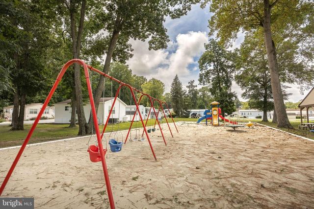 273 WOODHAVEN CT, Berlin, MD 21811