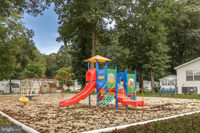 273 WOODHAVEN CT, Berlin, MD 21811