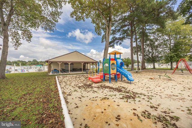 273 WOODHAVEN CT, Berlin, MD 21811