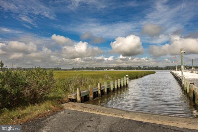 273 WOODHAVEN CT, Berlin, MD 21811