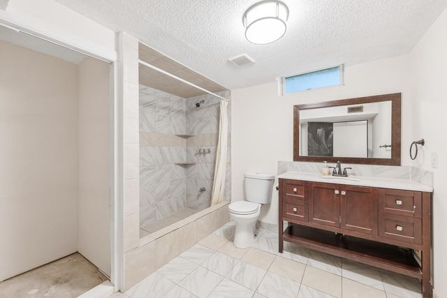 457 N High St, Wichita, KS 67203