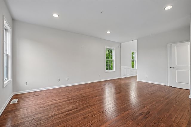 19 Crispwater Way 178, Hopkinton, MA 01748