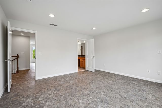 19 Crispwater Way 178, Hopkinton, MA 01748