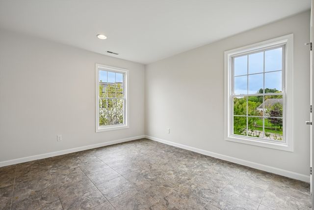 19 Crispwater Way 178, Hopkinton, MA 01748