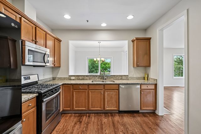 19 Crispwater Way 178, Hopkinton, MA 01748