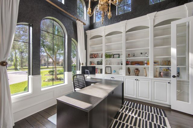 17108 Lakeway Park, Tomball, TX 77375