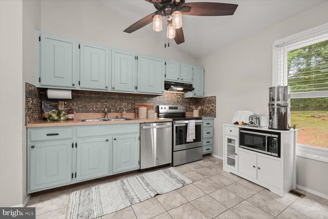 9612 SEA SHADOW, Columbia, MD 21046