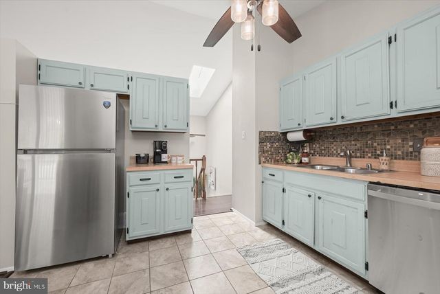 9612 SEA SHADOW, Columbia, MD 21046