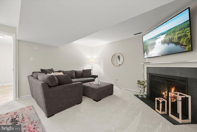 9612 SEA SHADOW, Columbia, MD 21046