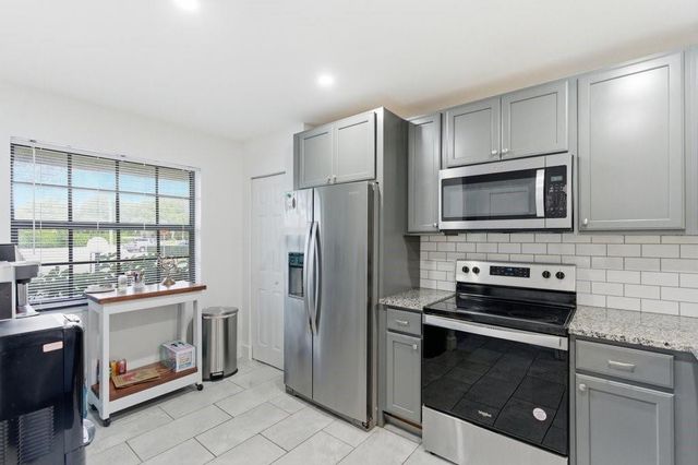 10900 W Sample Road, Coral Springs, FL 33065