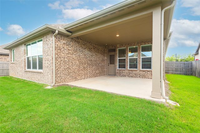 3220 Greymoore Drive, Anna, TX 75409