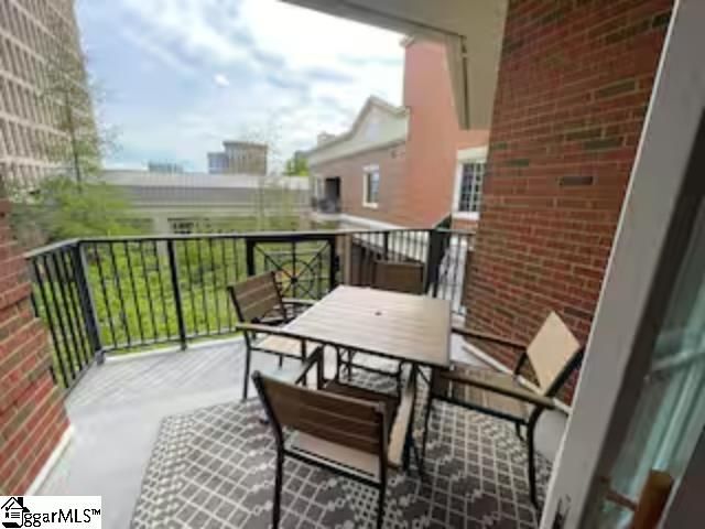 10 E Washington Street Unit 2i, Greenville, SC 29601
