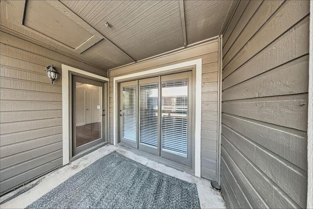 1108 Quail Valley Lane 221, Arlington, TX 76011