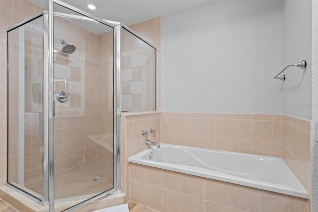 7658 WHISPER WAY 202, Reunion, FL 34747