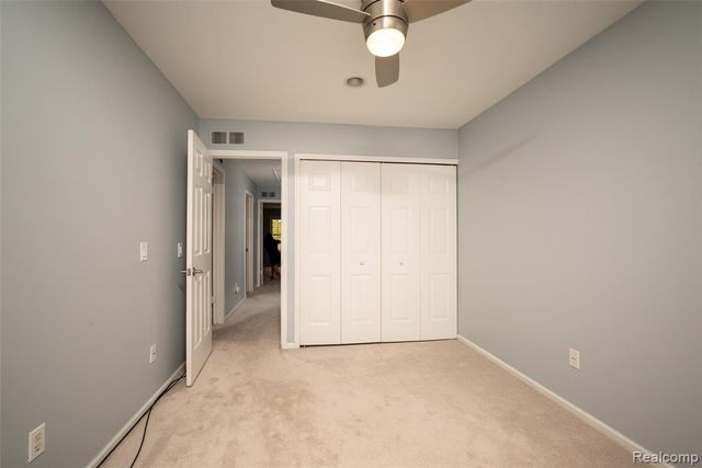 2689 Williamsburg Circle, Auburn Hills, MI 48326