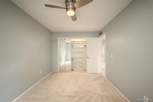 2689 Williamsburg Circle, Auburn Hills, MI 48326