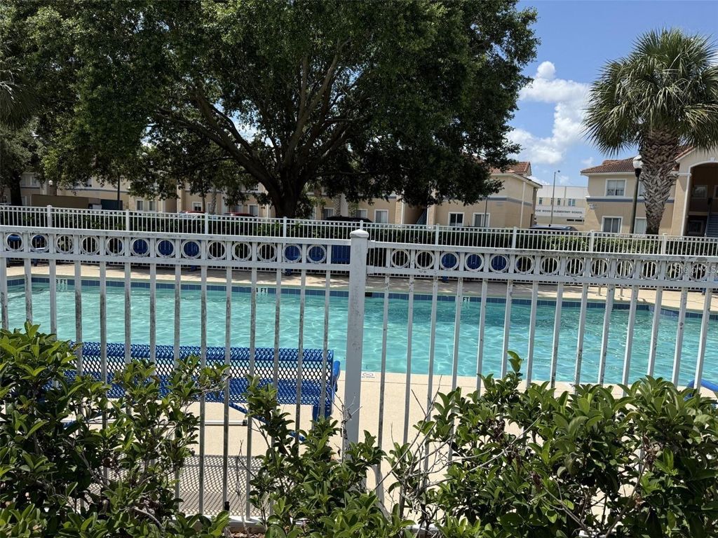 Image 32 of property listing at 495 LAS CORTES LANE 102, Orlando, FL 32824