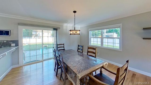 43 Linden Lane, Shirley, NY 11967