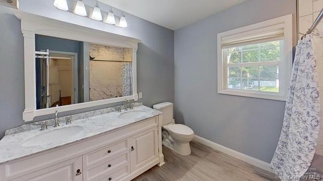 43 Linden Lane, Shirley, NY 11967