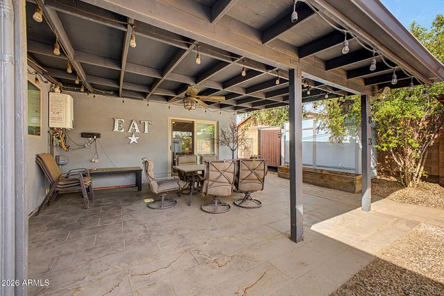 813 E GLENDALE Avenue, Phoenix, AZ 85020