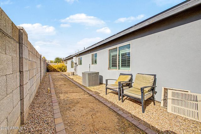 813 E GLENDALE Avenue, Phoenix, AZ 85020