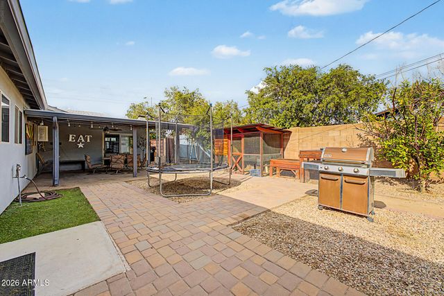 813 E GLENDALE Avenue, Phoenix, AZ 85020