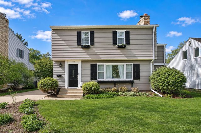 823 Memorial Parkway SW, Rochester, MN 55902