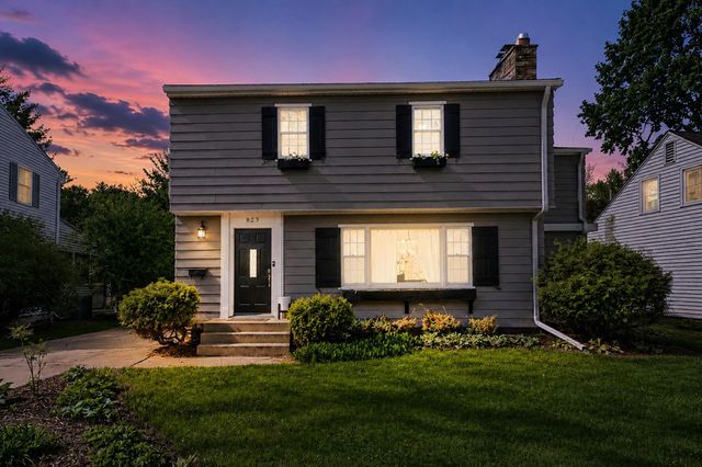 823 Memorial Parkway SW, Rochester, MN 55902