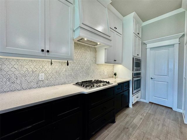 633 Texoma Drive, Edmond, OK 73025