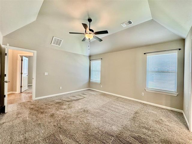 633 Texoma Drive, Edmond, OK 73025