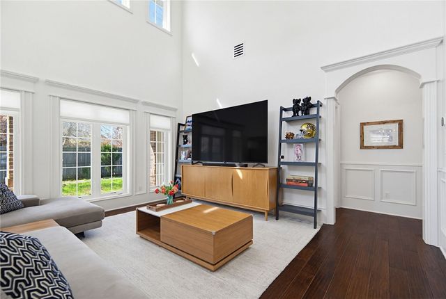 3912 NE Kensington Avenue, Bentonville, AR 72712