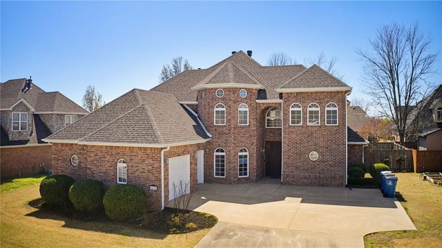 3912 NE Kensington Avenue, Bentonville, AR 72712
