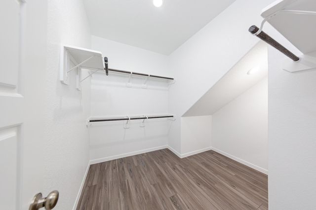 3082 Nickell Back Drive, Conroe, TX 77301