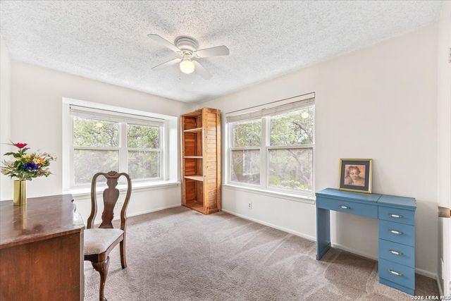 13900 N HILLS VILLAGE DR, San Antonio, TX 78249
