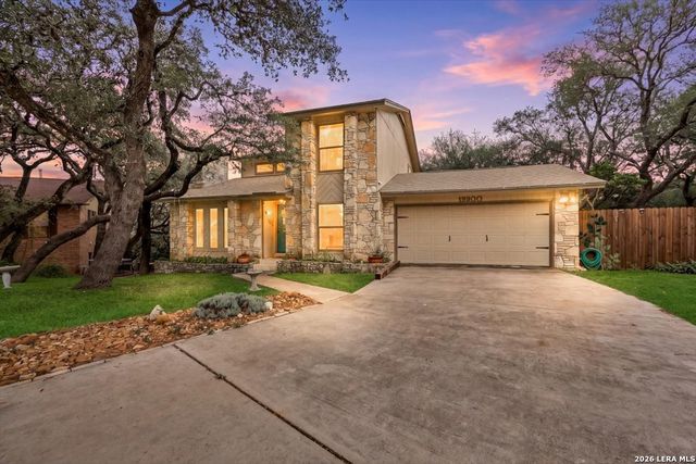 13900 N HILLS VILLAGE DR, San Antonio, TX 78249