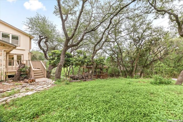 13900 N HILLS VILLAGE DR, San Antonio, TX 78249