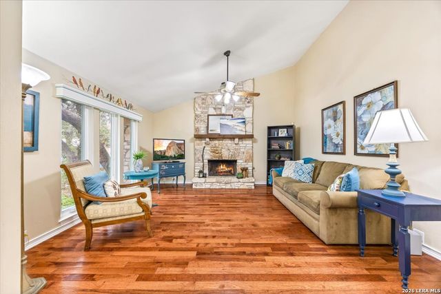 13900 N HILLS VILLAGE DR, San Antonio, TX 78249
