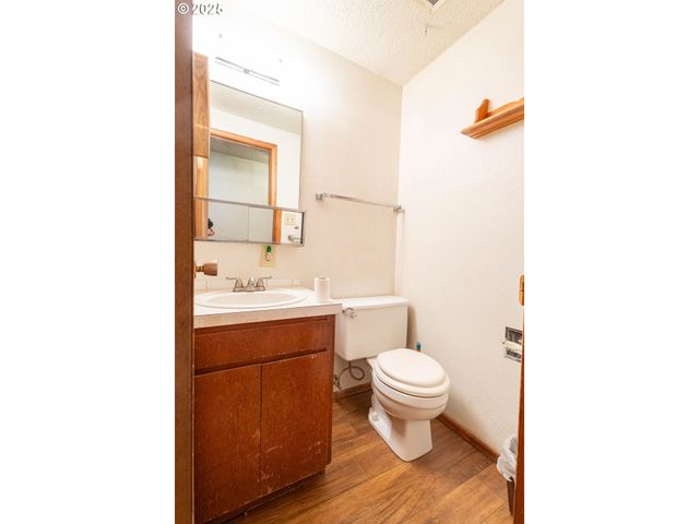 1951 Alder, Elgin, OR 97827