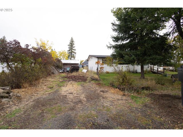 1951 Alder, Elgin, OR 97827