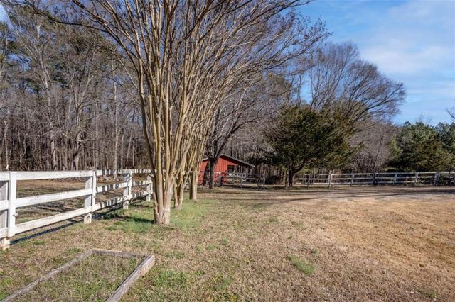 101 E Macedonia Church E Road, Oxford, GA 30054