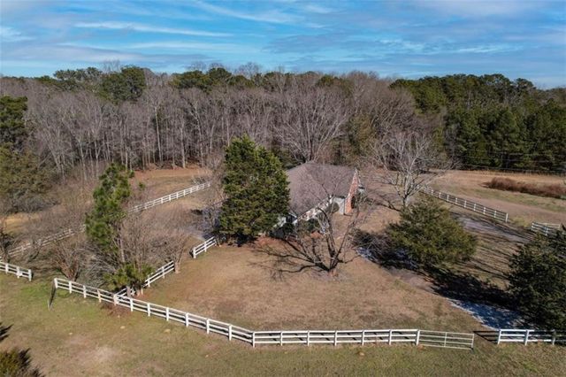 101 E Macedonia Church E Road, Oxford, GA 30054