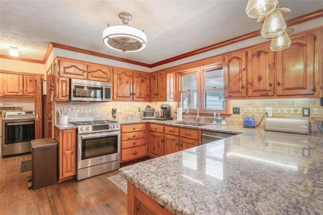 101 E Macedonia Church E Road, Oxford, GA 30054