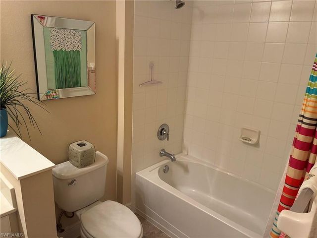10069 Antori DR, Estero, FL 33928